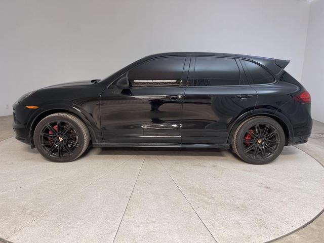 Photo of 2014 Black Porsche Cayenne