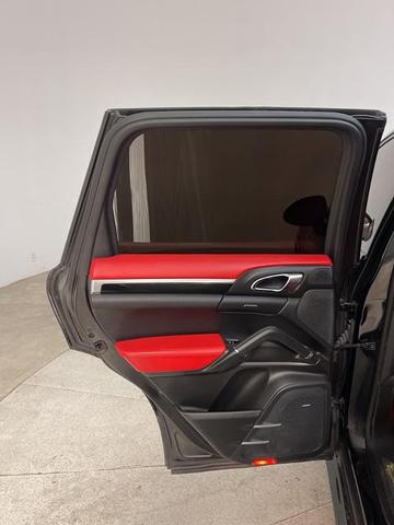 Photo of 2014 Black Porsche Cayenne
