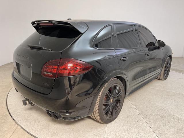 Photo of 2014 Black Porsche Cayenne