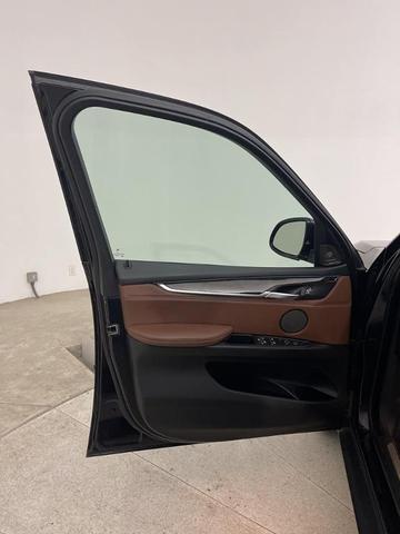 Photo of 2017 Black Sapphire Metallic BMW X5