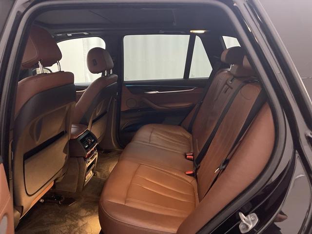 Photo of 2017 Black Sapphire Metallic BMW X5
