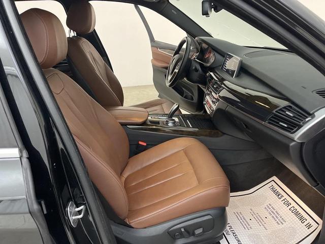 Photo of 2017 Black Sapphire Metallic BMW X5