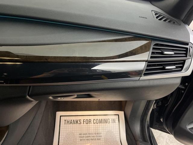 Photo of 2017 Black Sapphire Metallic BMW X5