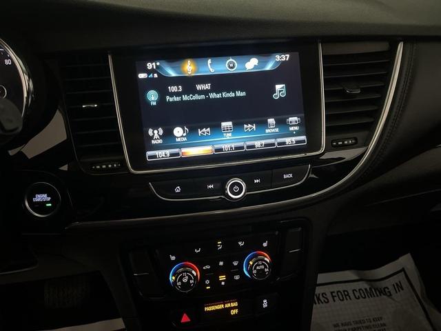 Photo of 2020 Summit White Buick Encore