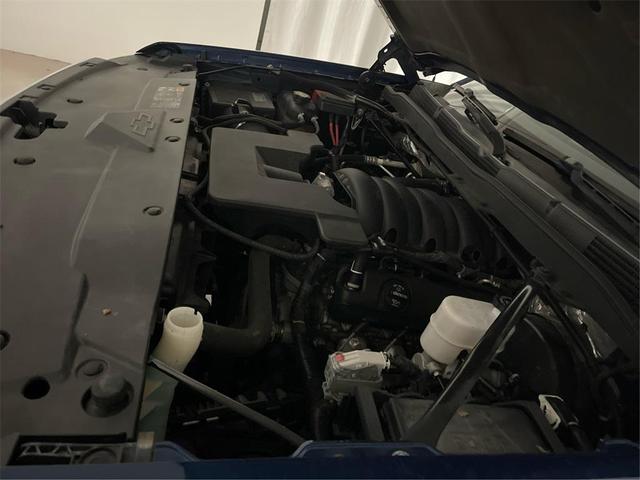 Photo of 2015 Deep Ocean Blue Metallic Chevrolet Silverado 1500