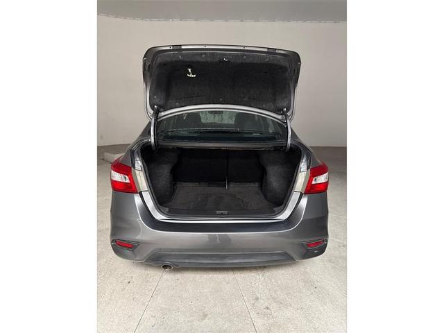Photo of 2016 Gun Metallic Nissan Sentra