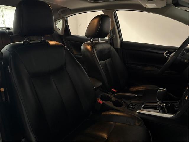 Photo of 2016 Gun Metallic Nissan Sentra