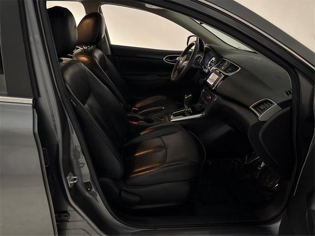 Photo of 2016 Gun Metallic Nissan Sentra