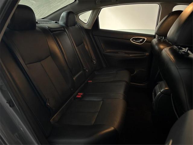Photo of 2016 Gun Metallic Nissan Sentra
