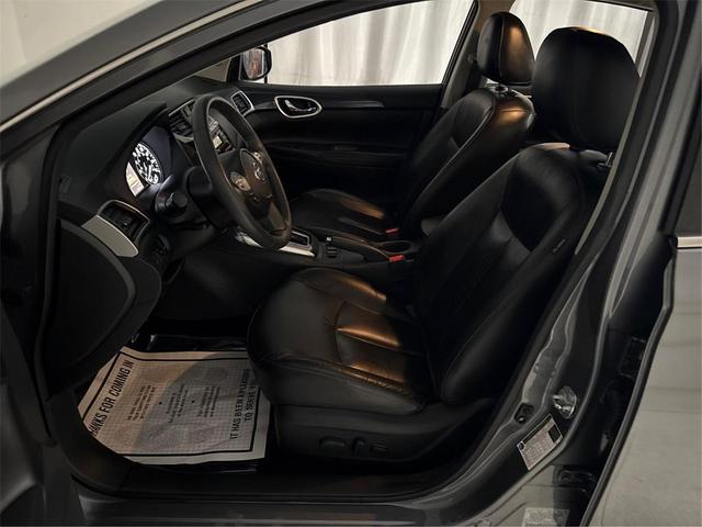 Photo of 2016 Gun Metallic Nissan Sentra