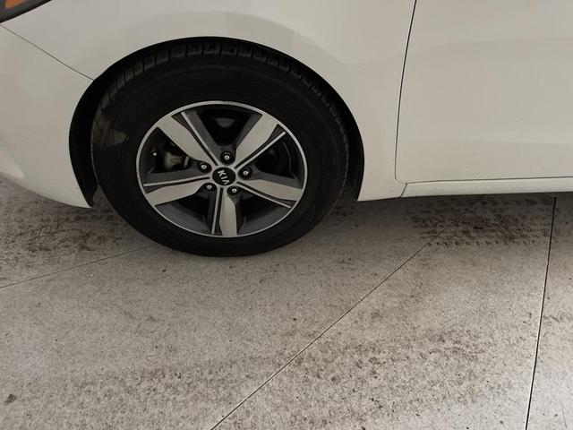 Photo of 2018 Clear White Kia Forte