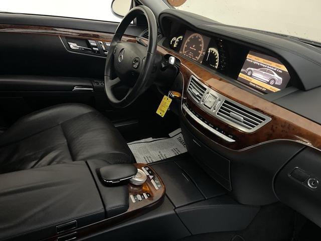 Photo of 2008 Gray Mercedes-Benz S-Class