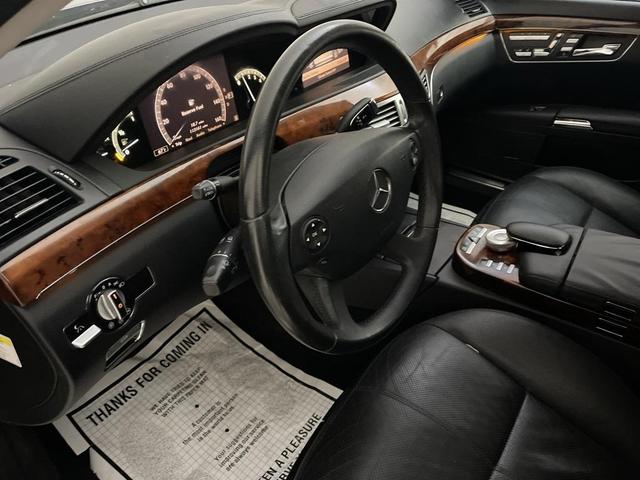 Photo of 2008 Gray Mercedes-Benz S-Class