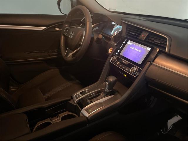 Photo of 2016 Lunar Silver Metallic Honda Civic