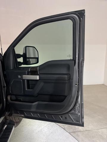 Photo of 2022 Gray Ford F-250