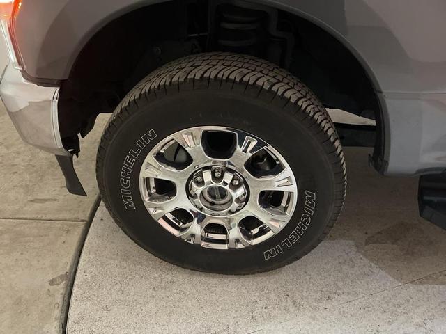 Photo of 2022 Gray Ford F-250
