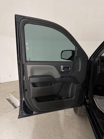 Photo of 2018 Black Chevrolet Silverado 1500