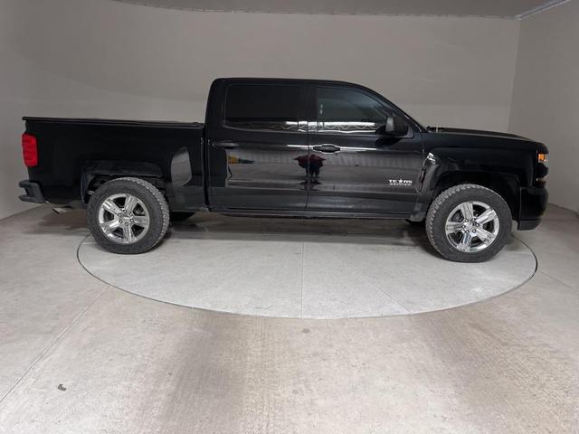 Photo of 2018 Black Chevrolet Silverado 1500