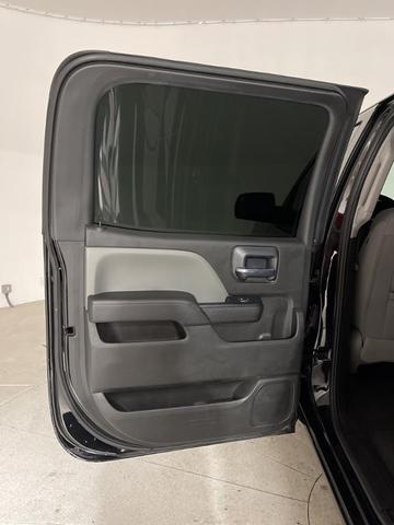 Photo of 2018 Black Chevrolet Silverado 1500