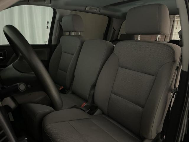 Photo of 2018 Black Chevrolet Silverado 1500