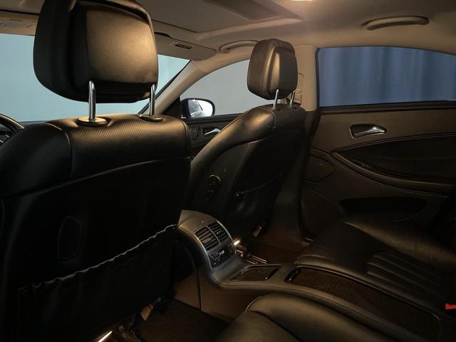 Photo of 2010 Black Mercedes-Benz CLS-Class