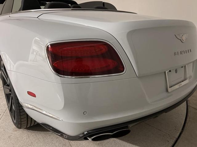 Photo of 2014 White Satin Bentley Continental GT