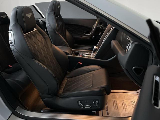 Photo of 2014 White Satin Bentley Continental GT