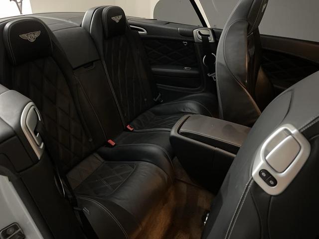 Photo of 2014 White Satin Bentley Continental GT
