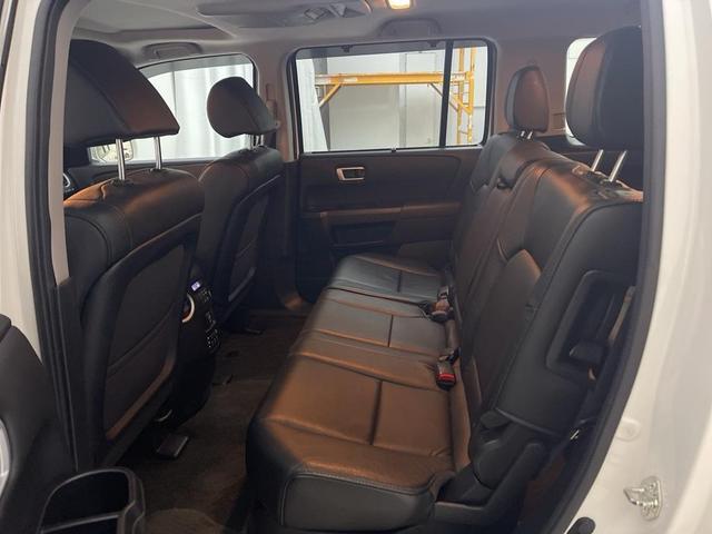 Photo of 2013 Taffeta White Honda Pilot