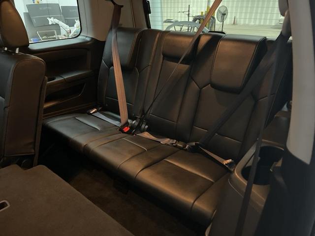Photo of 2013 Taffeta White Honda Pilot