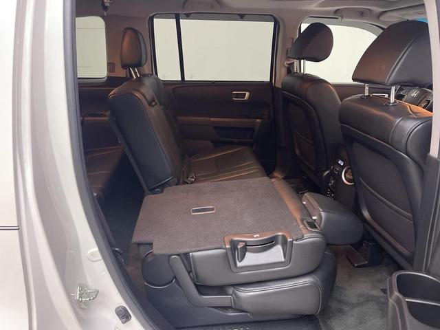 Photo of 2013 Taffeta White Honda Pilot