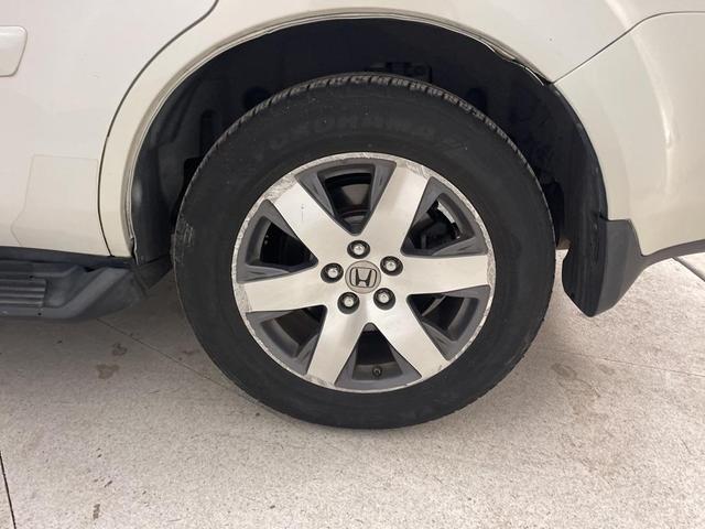 Photo of 2013 Taffeta White Honda Pilot