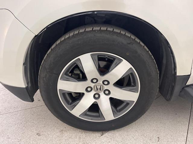 Photo of 2013 Taffeta White Honda Pilot