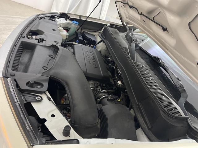 Photo of 2013 Taffeta White Honda Pilot