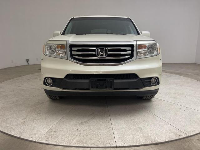 Photo of 2013 Taffeta White Honda Pilot