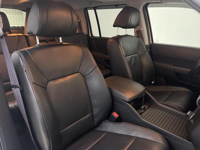 Photo of 2013 Taffeta White Honda Pilot