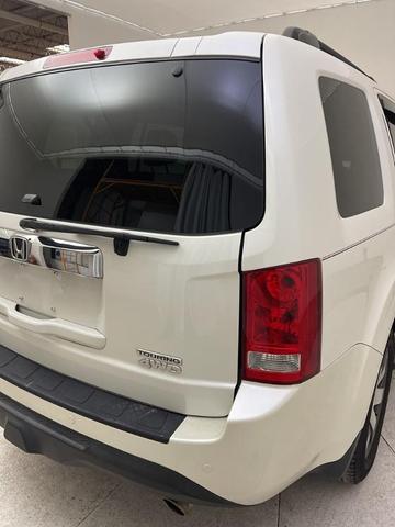 Photo of 2013 Taffeta White Honda Pilot