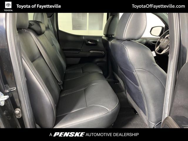 Photo of 2022 Midnight Black Metallic Toyota Tacoma