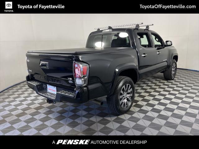 Photo of 2022 Midnight Black Metallic Toyota Tacoma