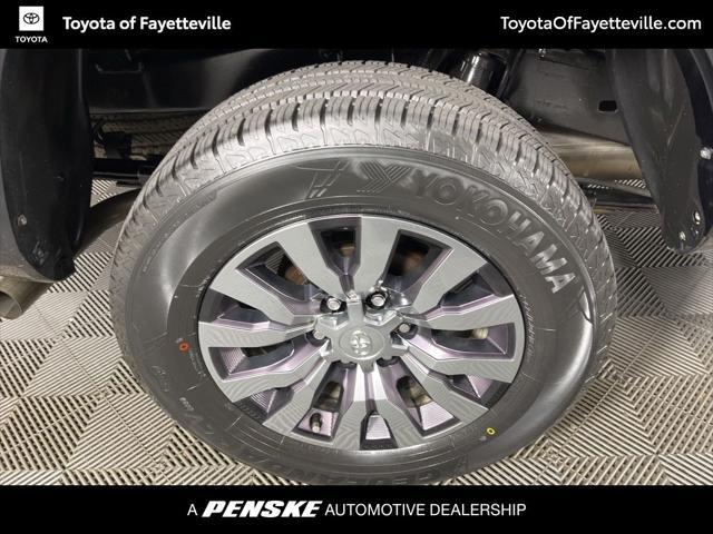 Photo of 2022 Midnight Black Metallic Toyota Tacoma