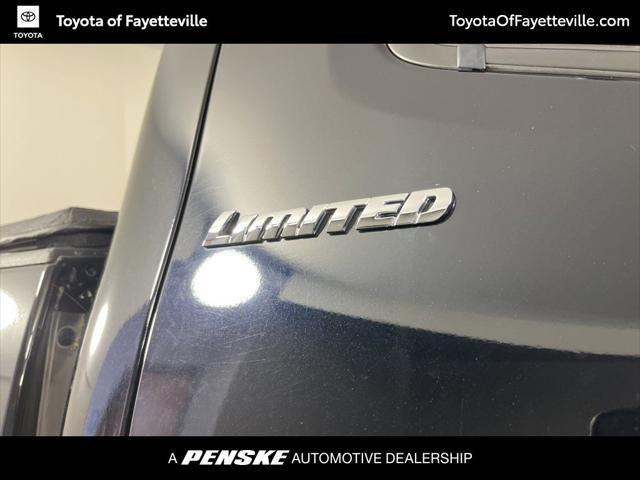 Photo of 2022 Midnight Black Metallic Toyota Tacoma