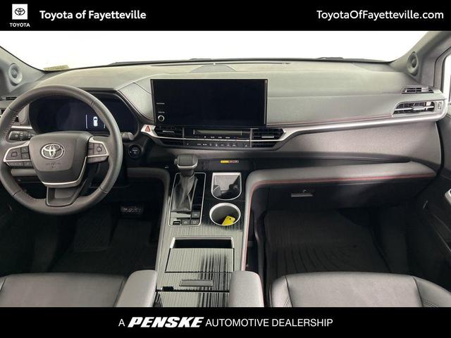 Photo of 2025 Ice Cap Toyota Sienna