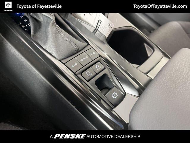 Photo of 2025 Midnight Black Metallic Toyota Camry