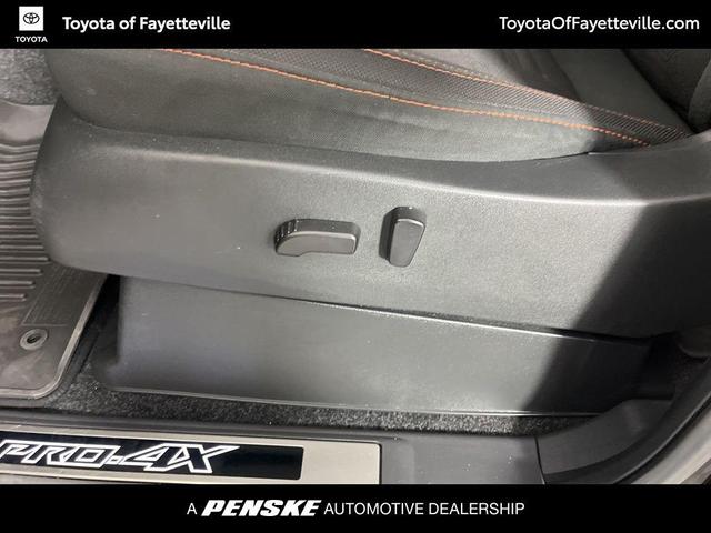 Photo of 2023 Super Black Nissan Frontier