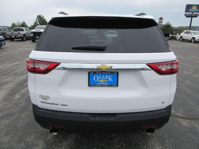 Photo of 2020 Summit White Chevrolet Traverse