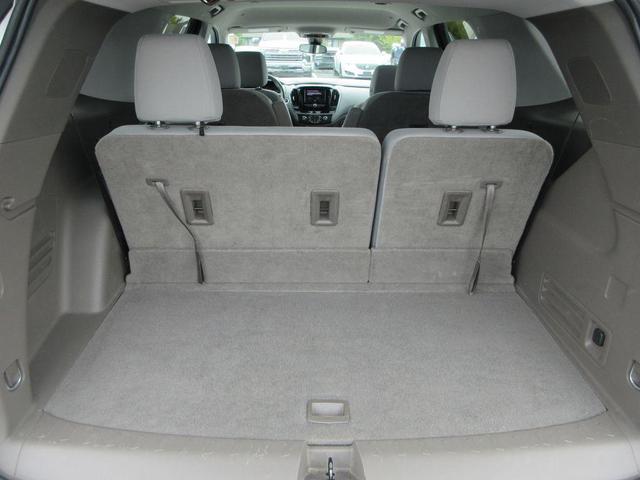 Photo of 2020 Summit White Chevrolet Traverse
