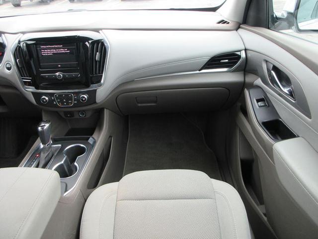 Photo of 2020 Summit White Chevrolet Traverse