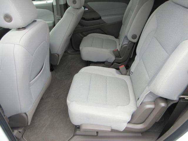 Photo of 2020 Summit White Chevrolet Traverse