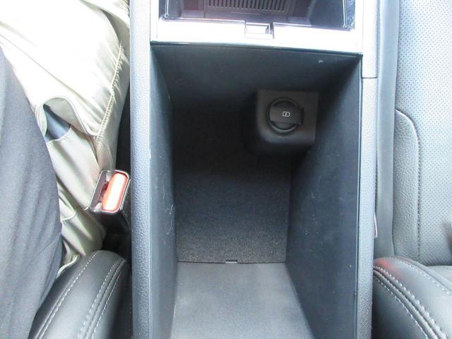 Photo of 2021 Glacial White Pearl Kia K5
