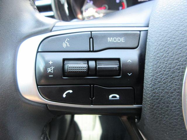 Photo of 2021 Glacial White Pearl Kia K5